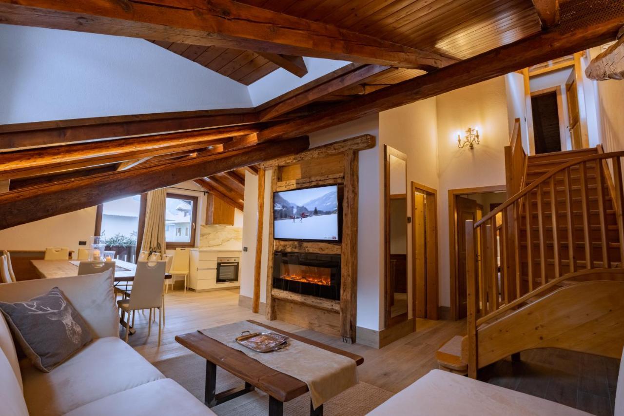 Residenza Marconi Aparthotel Pinzolo Exteriör bild