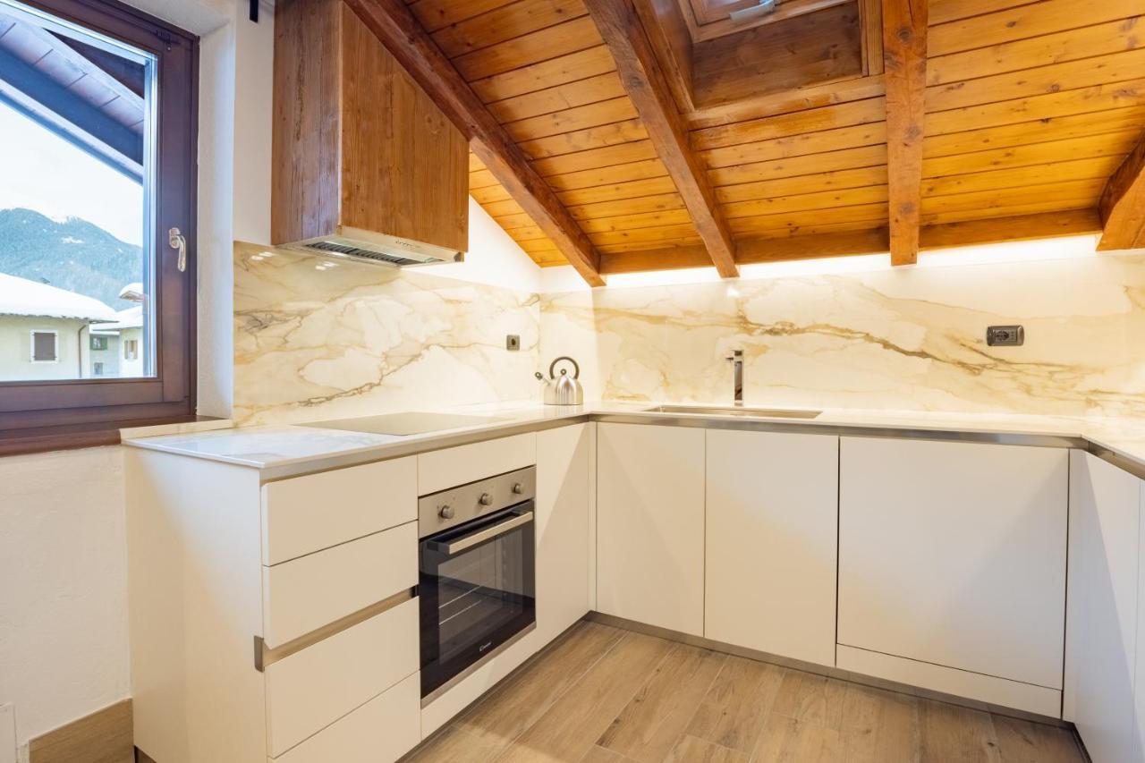 Residenza Marconi Aparthotel Pinzolo Exteriör bild